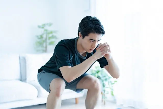 大腿四頭筋を鍛えて太りにくい体へ！加圧トレーニングで下半身を引き締める3大メリット　LAKSHIMI守口店